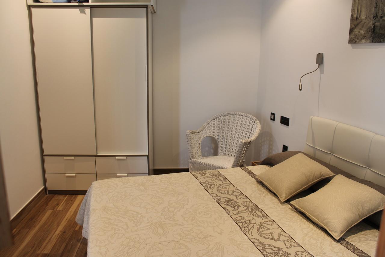 Apartamentos Turisticos Vistademar Luarca Exteriör bild