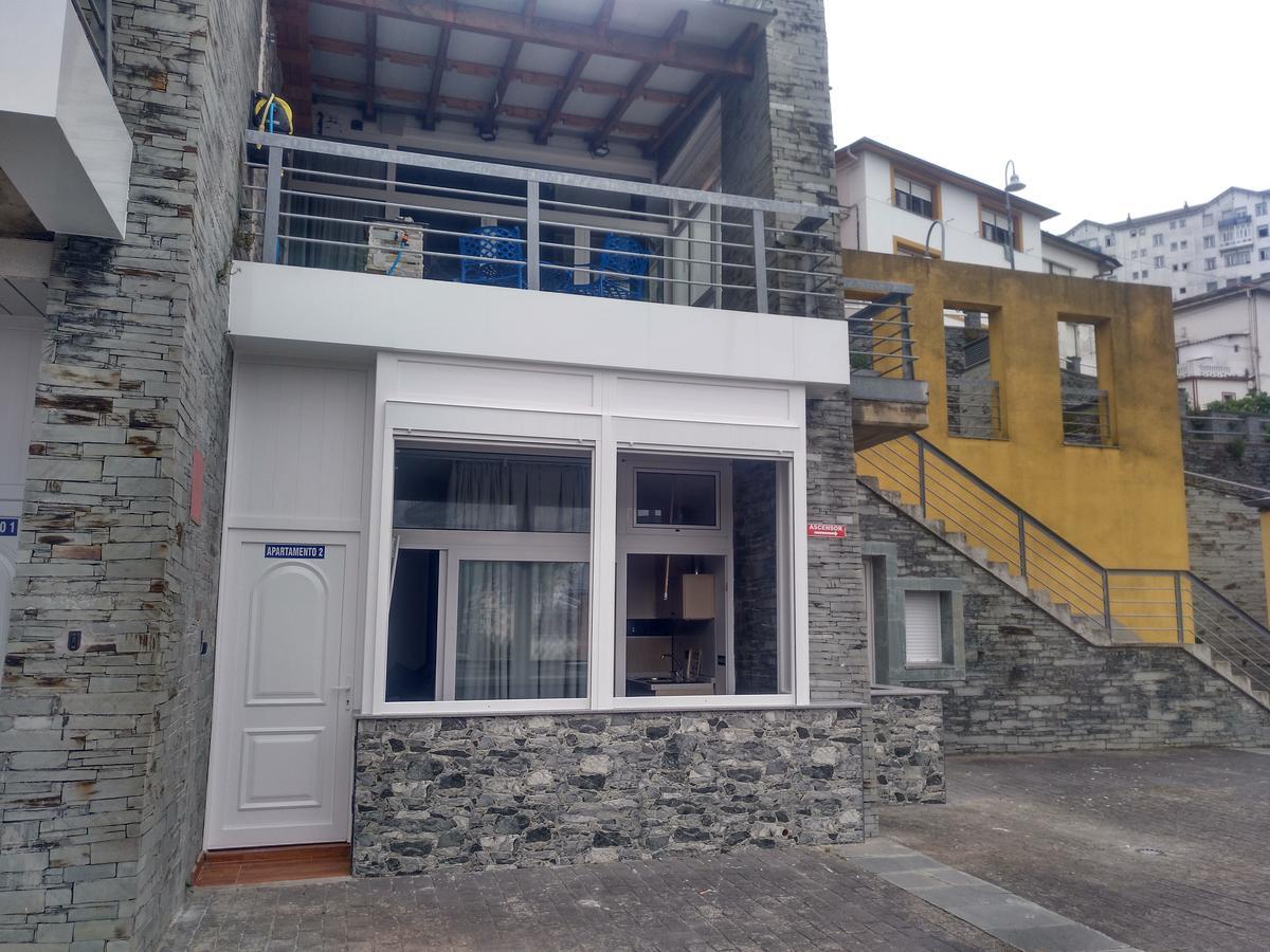 Apartamentos Turisticos Vistademar Luarca Exteriör bild